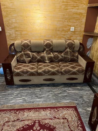 Sofa Set 3 + 2 + 1 In Good Condition
