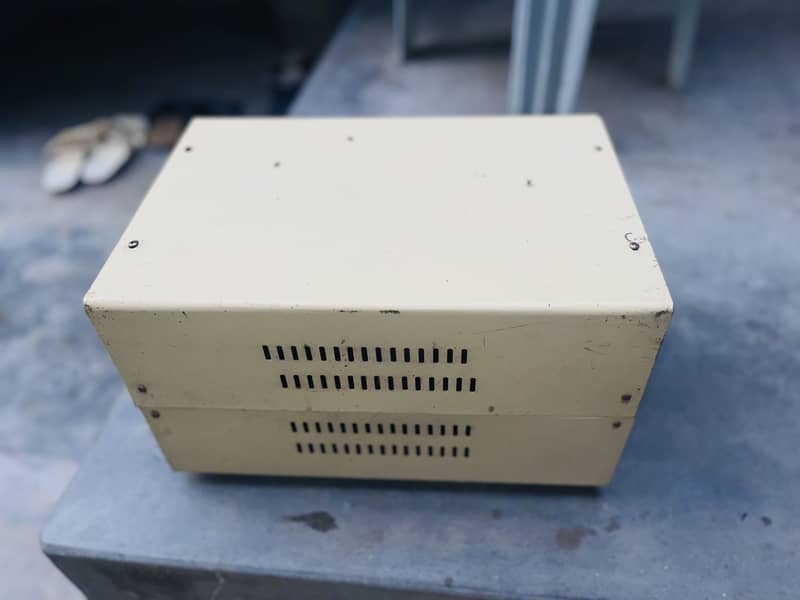 Automatic voltage stabilizer 2
