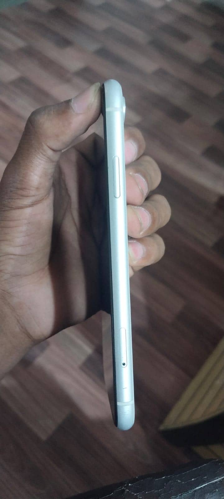 iphone xr 1