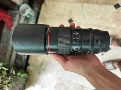 Canon 100mm macro lense