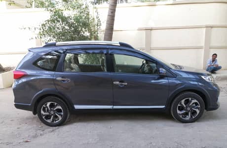 Honda BR-V i-VTEC S 2025 grey