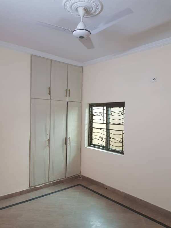 Upper portion available for rent 0
