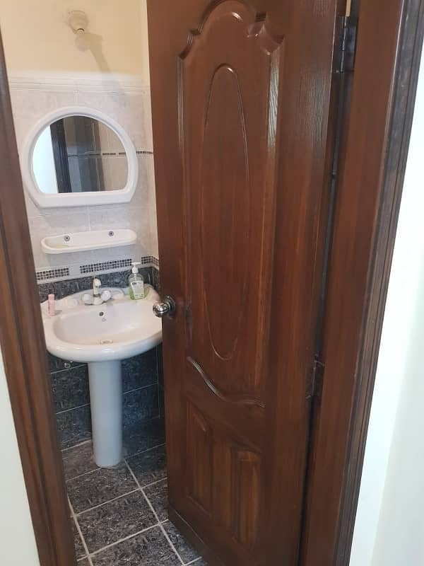 Upper portion available for rent 3