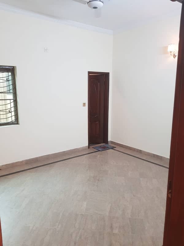 Upper portion available for rent 7