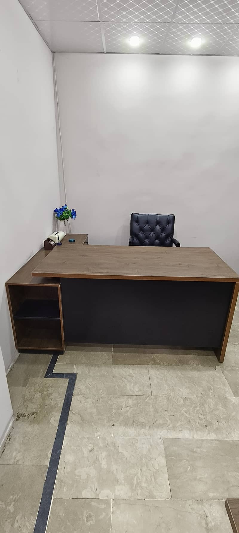 Executive Office Table 5