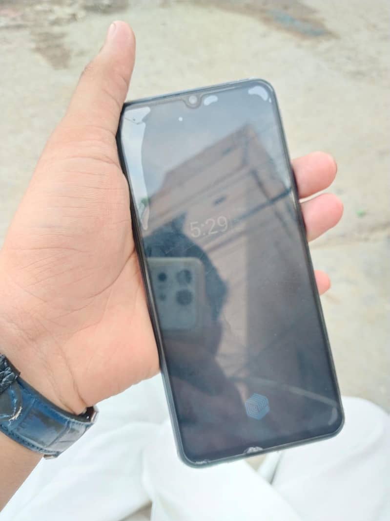 Vivo v21e 2
