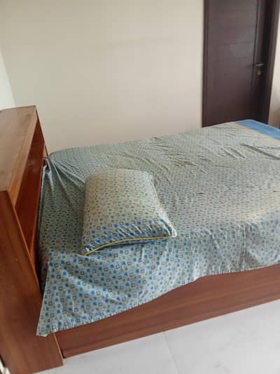 Double Bed