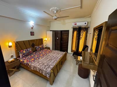 2BER APARTMENT WITH AC AVAILABLE IN ISLAMABAD NEAR IRAN AVENUES