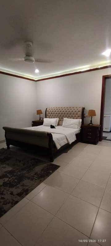 Luxury Furnished 1 Kanal Lower Ground Portion