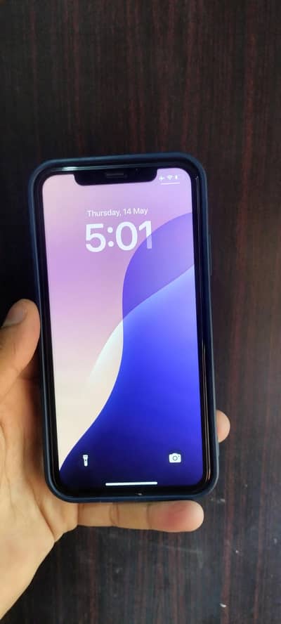 iphone 11 white color 64gb