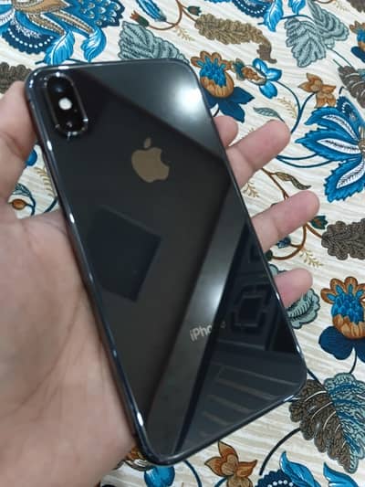 iPhone X 64GB — Sim Locked
