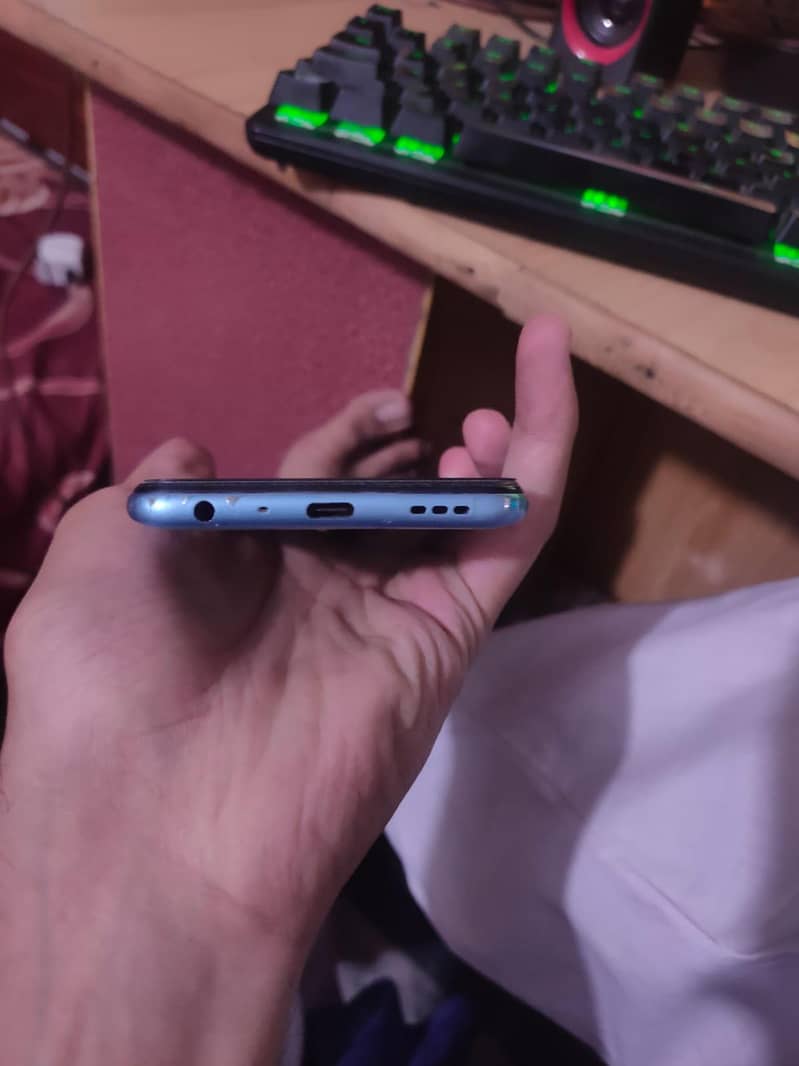 Oppo a76 2