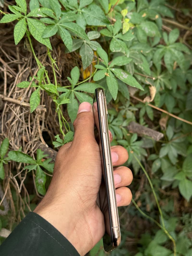 Iphone xs 5