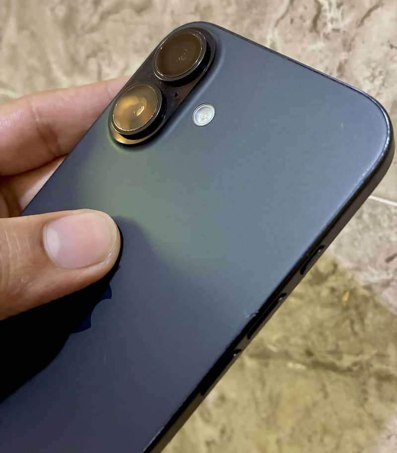 Iphone 16 3