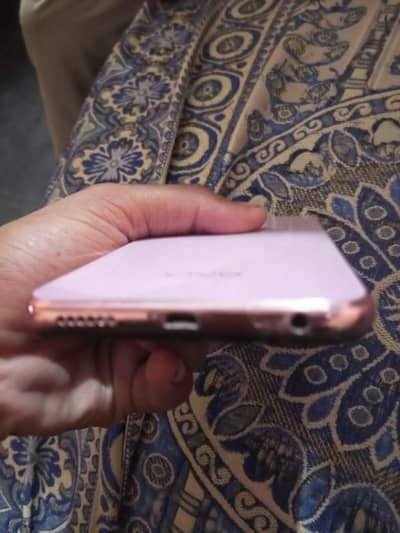 vivo y17