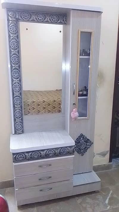 10/10 condition for urgent sell  with metres 7 month used