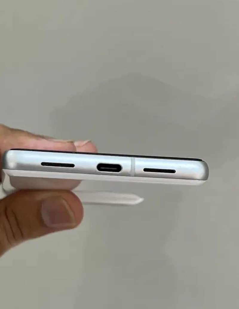 Google pixel 7 3
