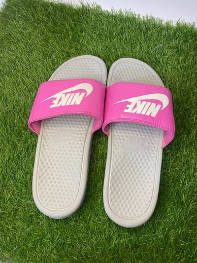 Comfortable Everyday Slippers – Soft & Durable