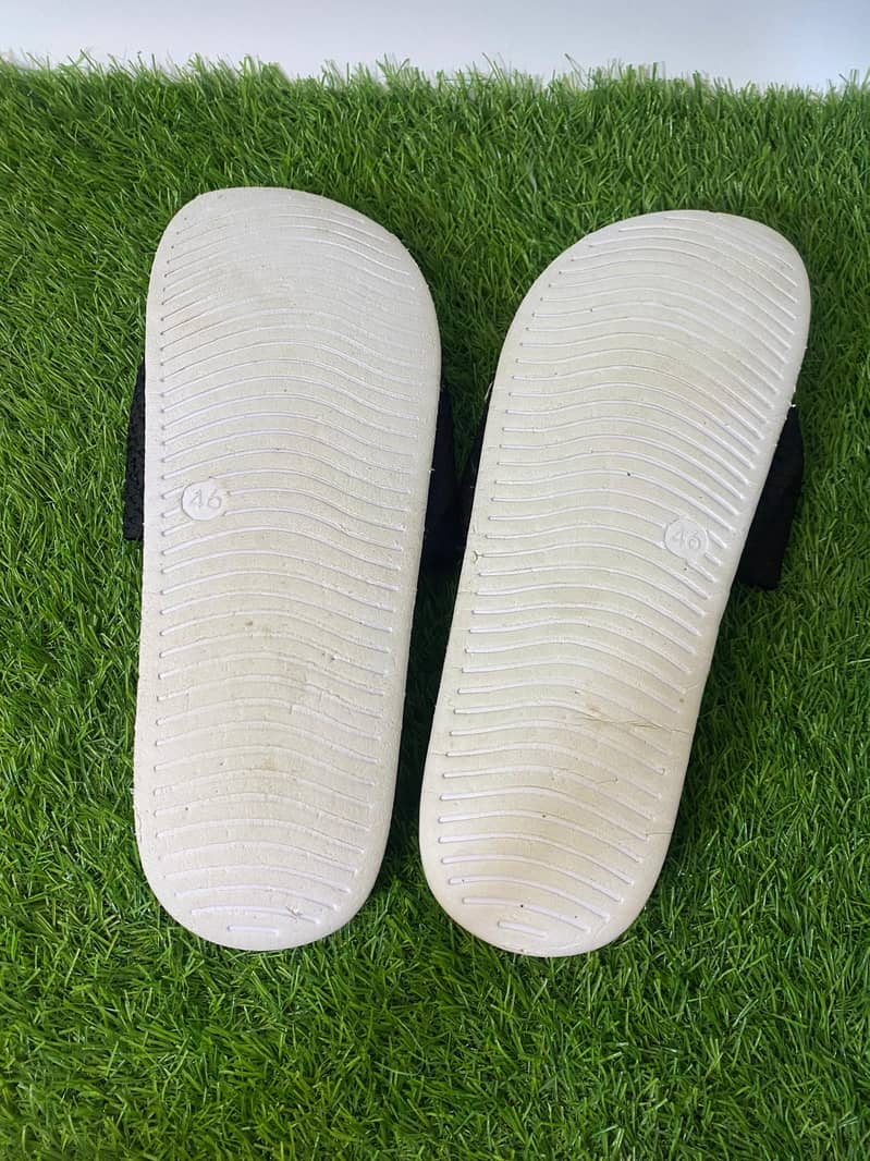 Slippers 4