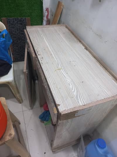 repairing table