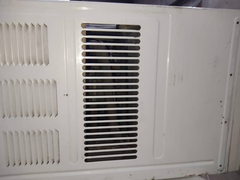 General Window AC 8