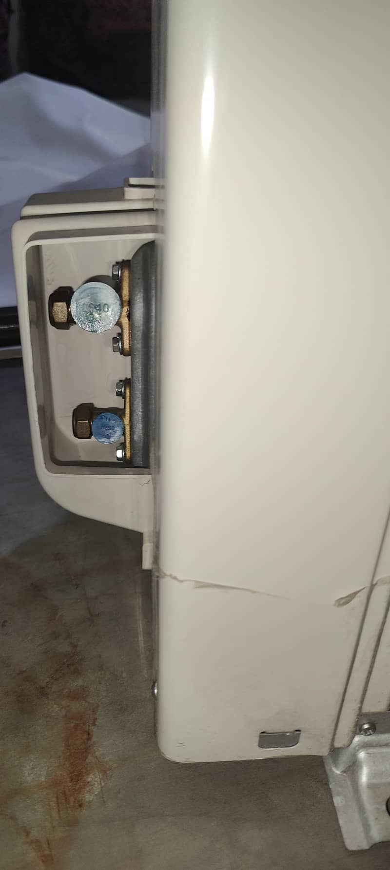 Dawlance 1.5 Ton Outdoor Unit Only | Excellent Condition 4