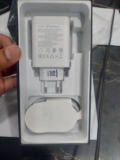 vivo V70 FE 8/256GB