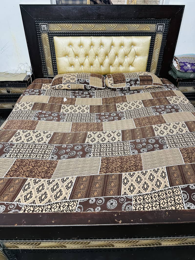 Bed and Sides Table 2