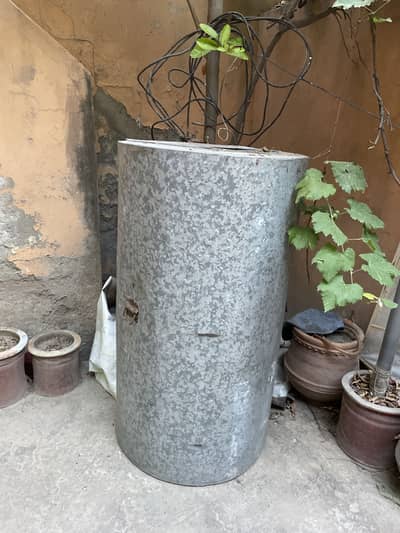 Bharola , gandum storage box