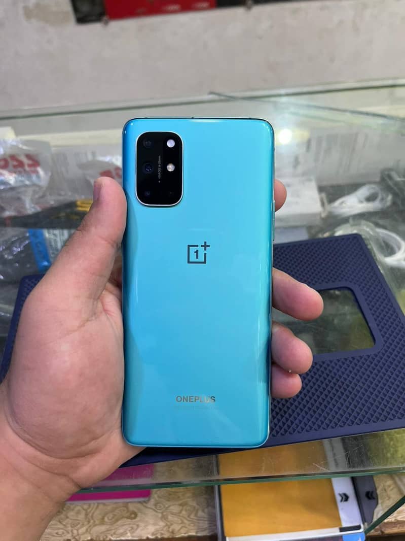 one plus 8t 1