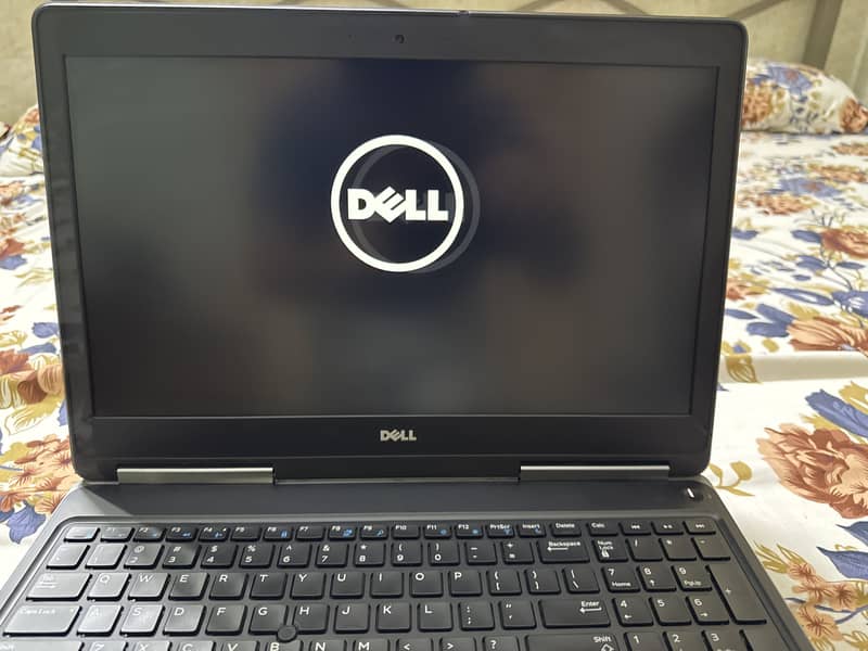 Dell Precision 7520 2