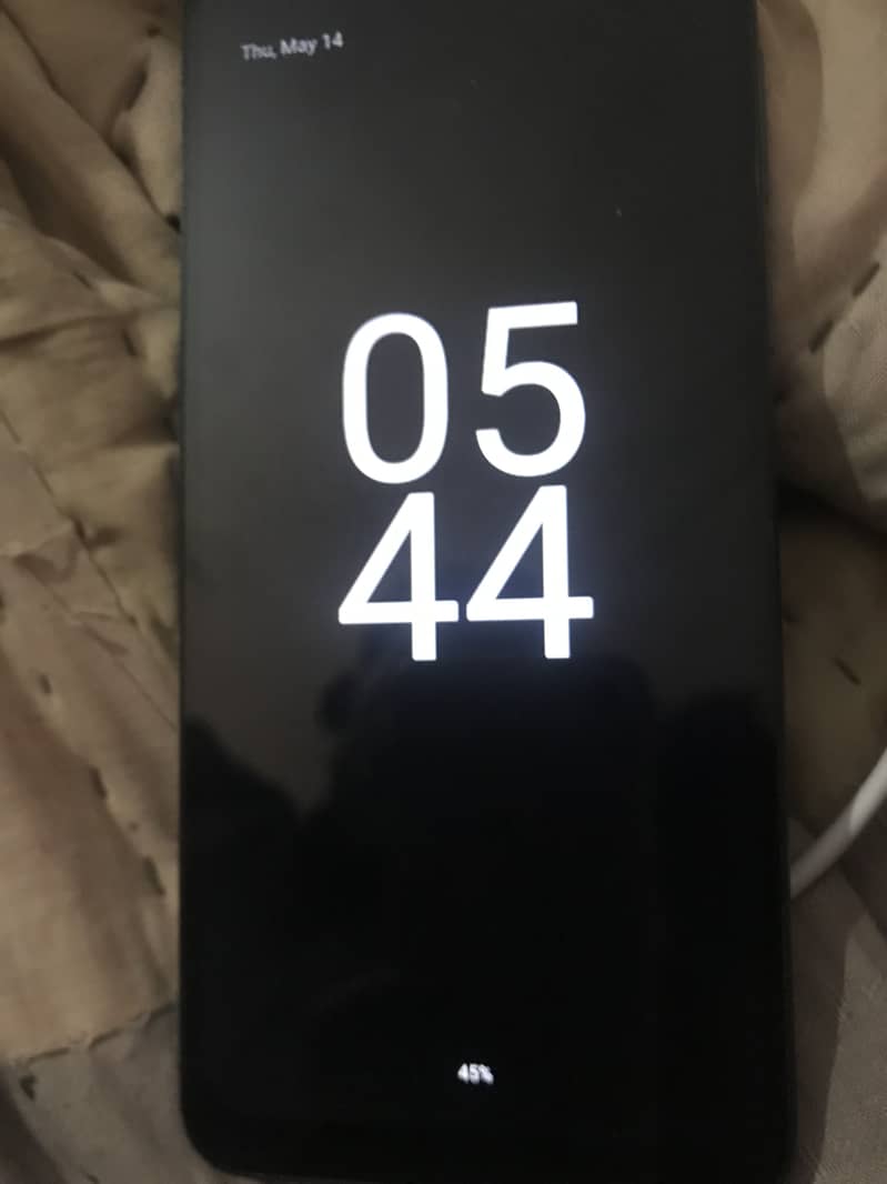 Motrola e13 2