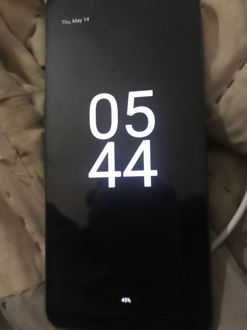 Motrola e13 3