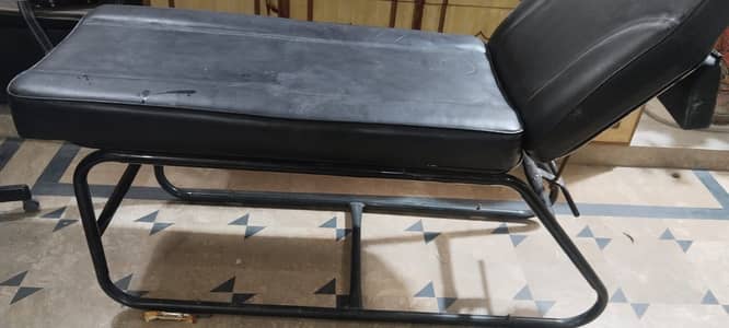 Facial bed