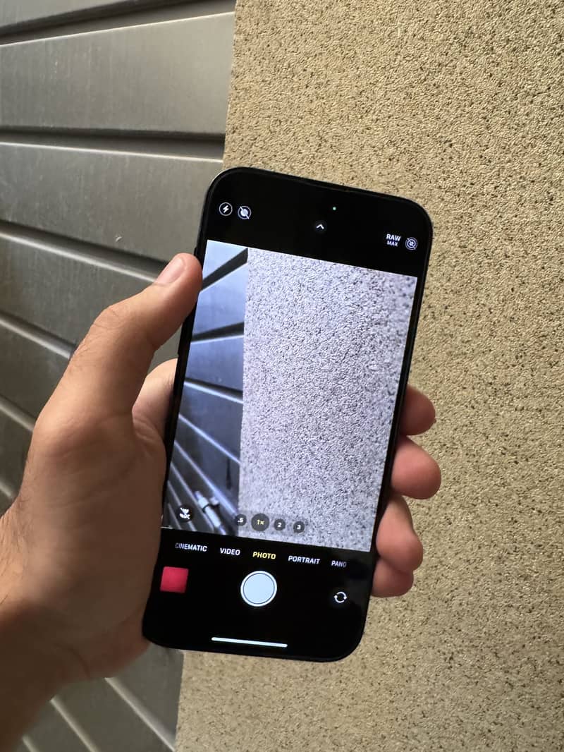 Iphone 14 pro max 12