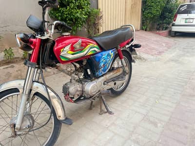honda cd 70 urgent sale 03014685737
