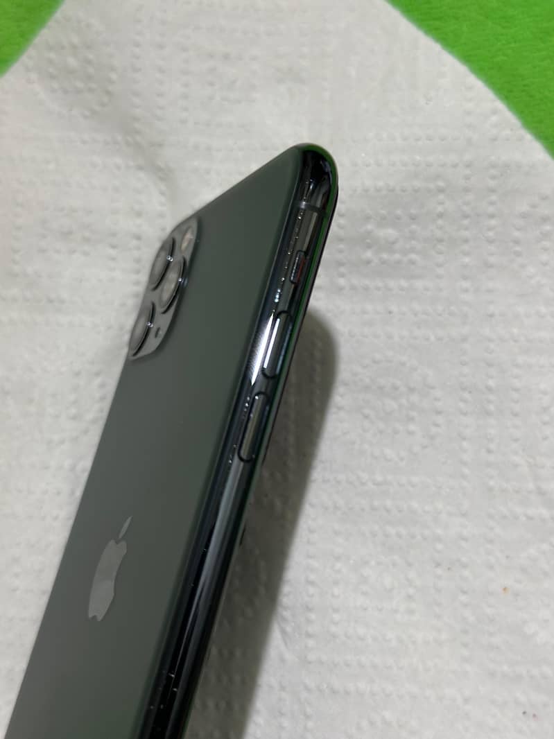 Iphone 11 pro max 6