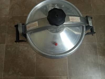 New Steel pressure cooker 25litre