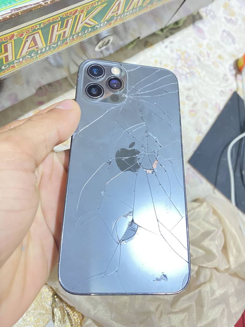 iphone 12pro 1