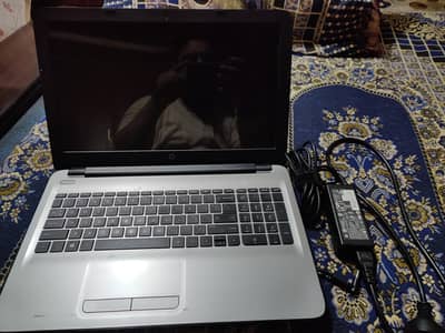 HP amd a6 7th gen 8gb ram 256ssd