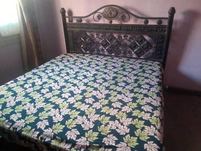 iron bed