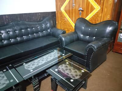 black full sofas set