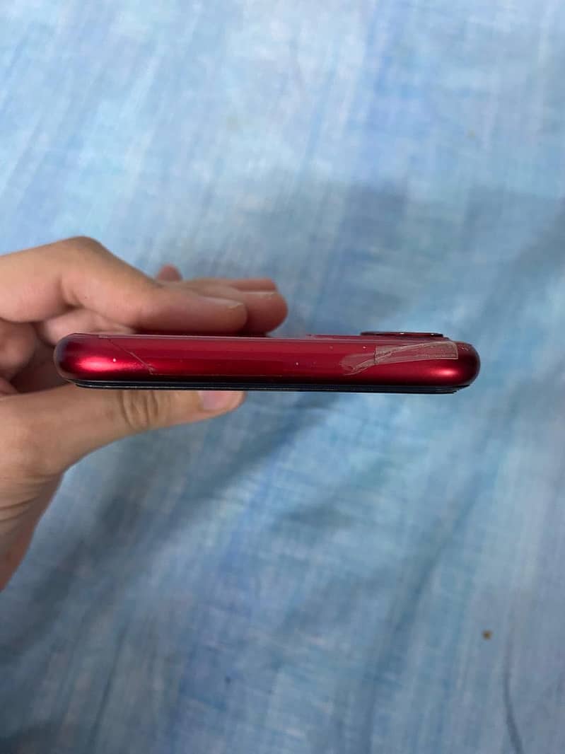 iPhone 11 5