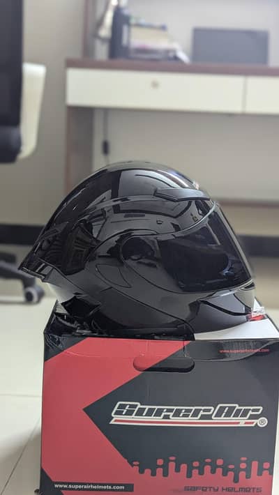 Super Air 902 Helmet – Shiny Black