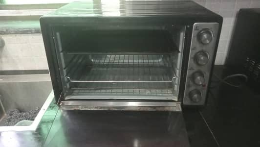 Electric pizza oven