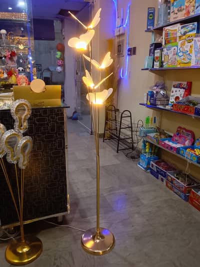 floor lamps, table lamps Chargeable with sensor and aura and Hublot