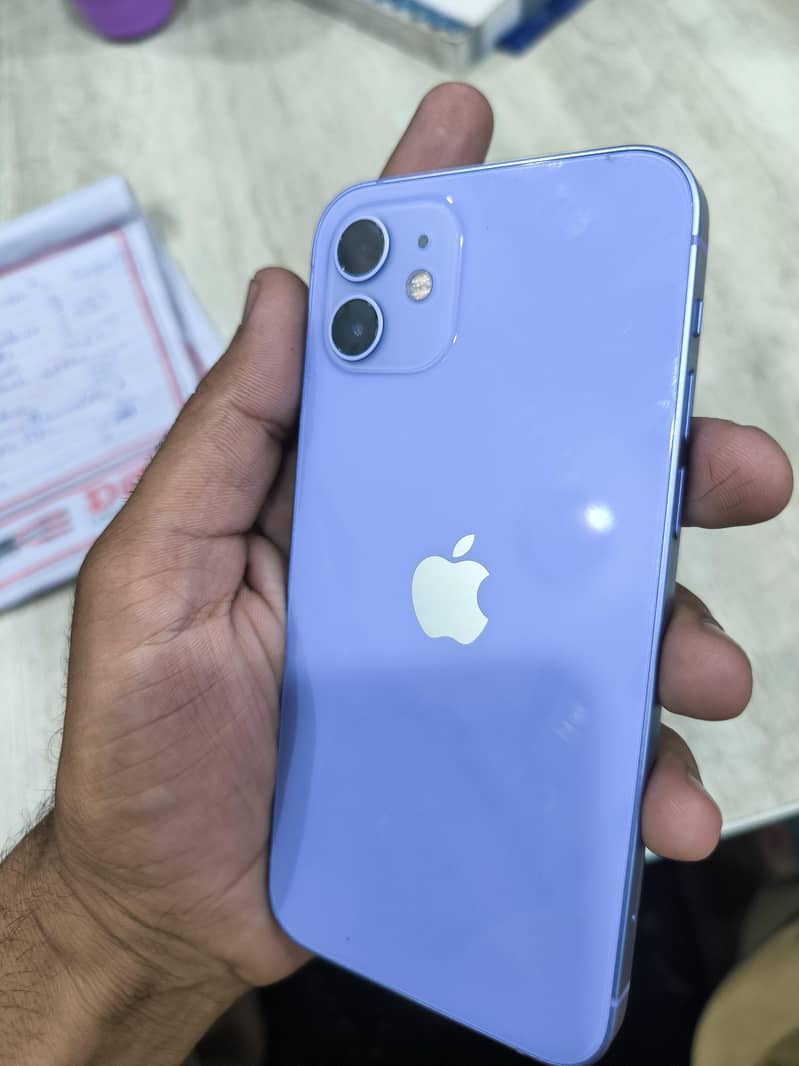 iPhone 12 2