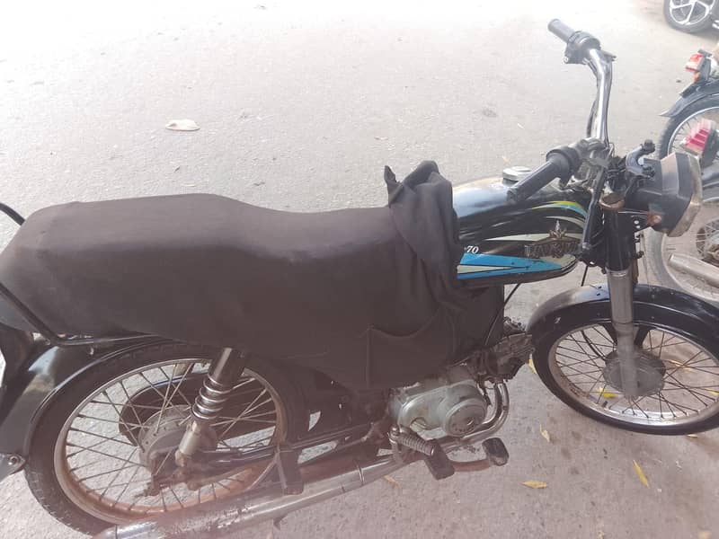 unique CD70 model 2020 1