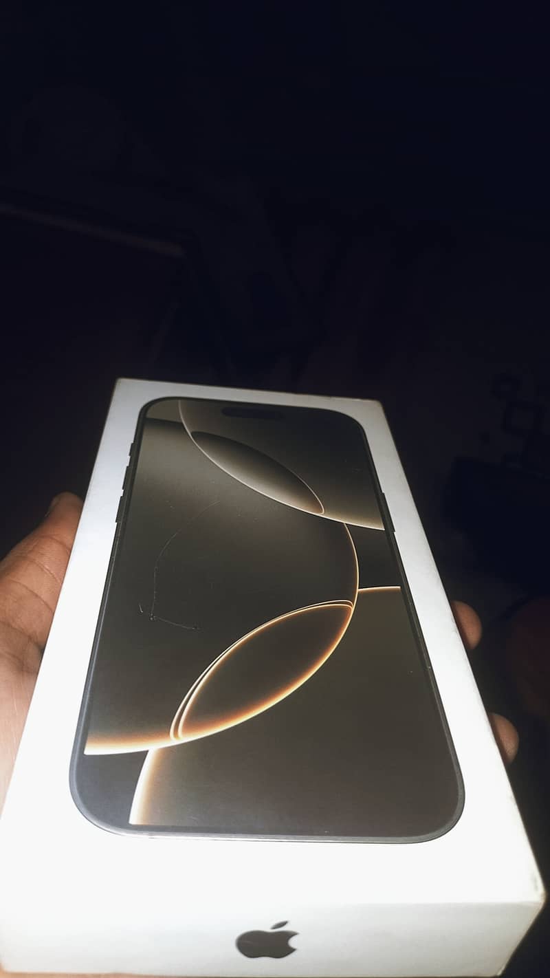 Apple iPhone 16 Pro 5