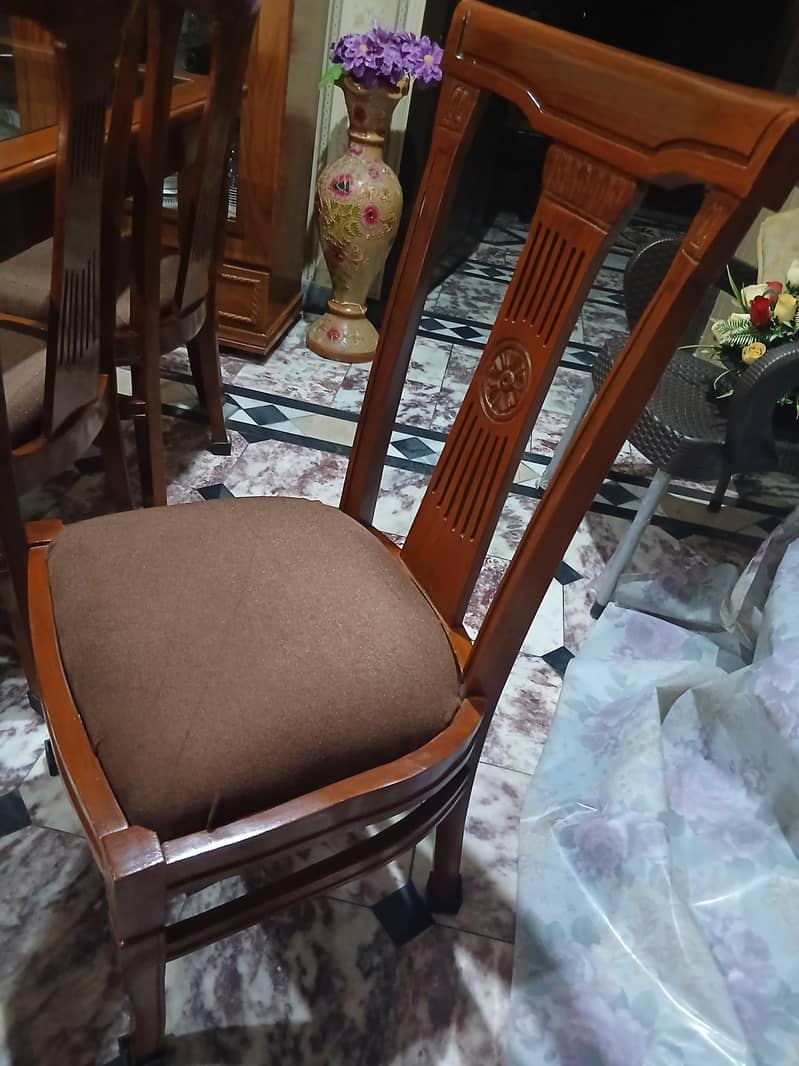 dinning table 0
